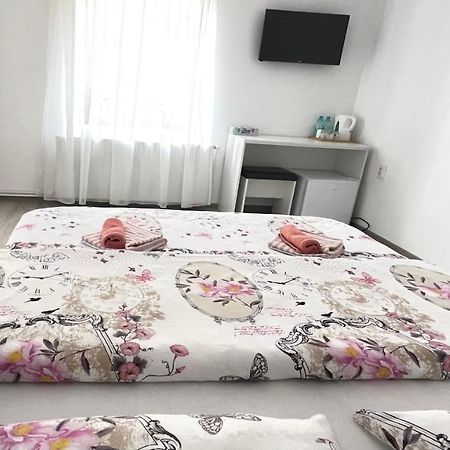 Apartament Linistit / Cozy Apartment Câmpulung Moldovenesc Dış mekan fotoğraf