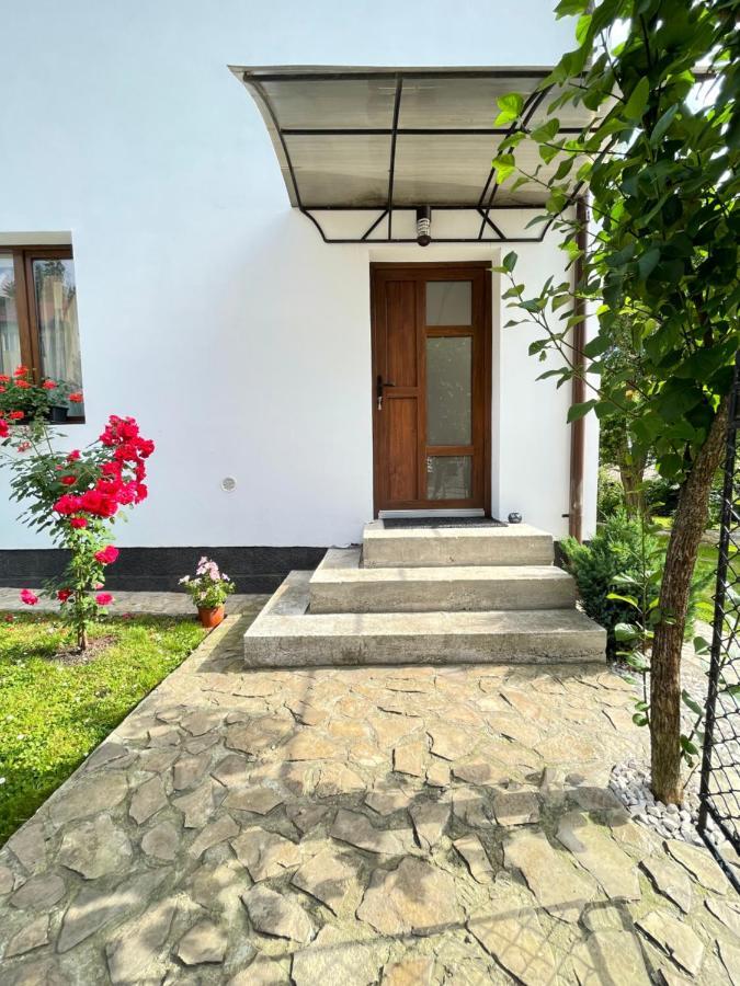 Apartament Linistit / Cozy Apartment Câmpulung Moldovenesc Dış mekan fotoğraf